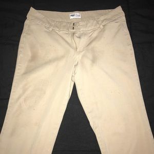 Khaki capris